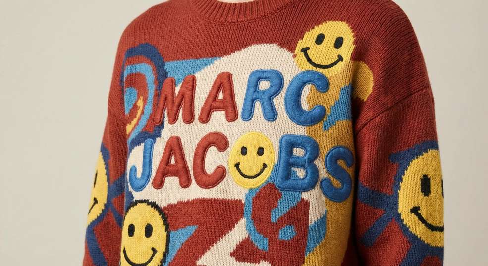NIGO® 与 MARC JACOBS 合作推出超人毛衣第二张图