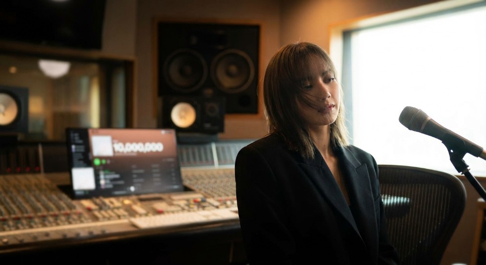 Lisa 新歌《NEW WOMAN》突破 10,000,000 播放