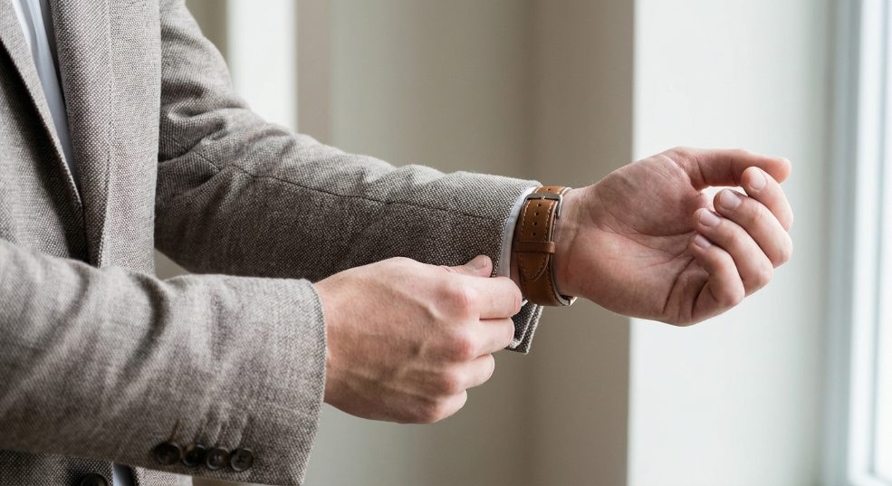 面试着装得体指南：如何打造专业又自信的第一印象第二张图