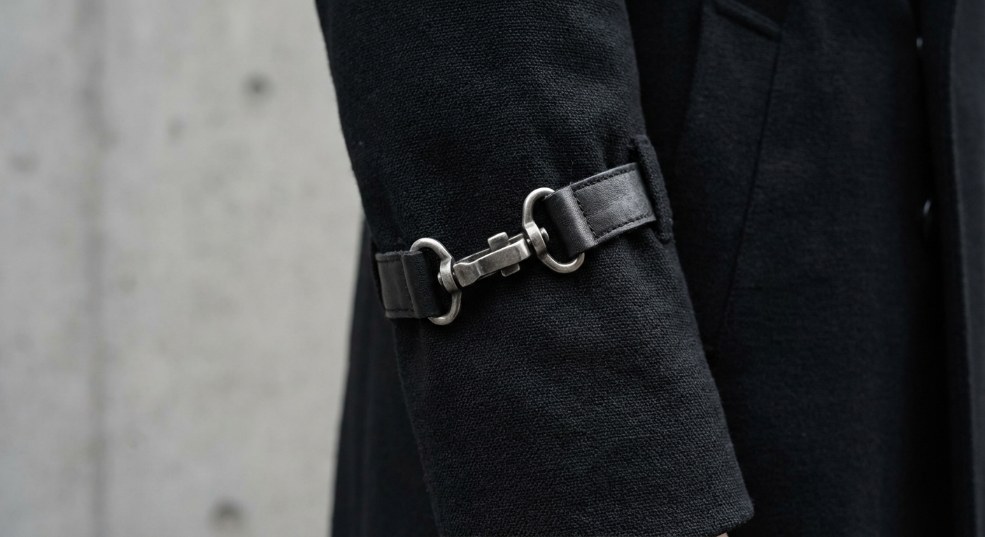 _JULIUS 2025 春夏系列新作正式释出第二张图