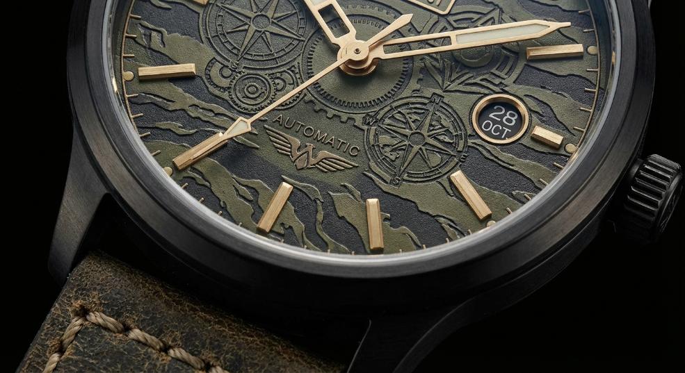 UNDEFEATED 联合 H.Moser&Cie. 推出限定挂钟第一张图