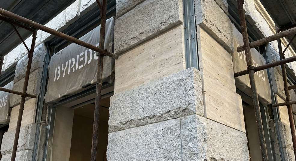 BYREDO 羊城首家旗舰店登陆广州太古汇第二张图