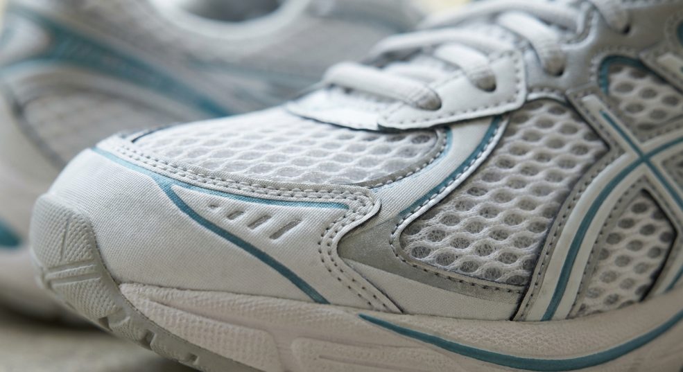 BEAUTY&YOUTH 限定版 ASICS GT-2160 鞋款登场第一张图