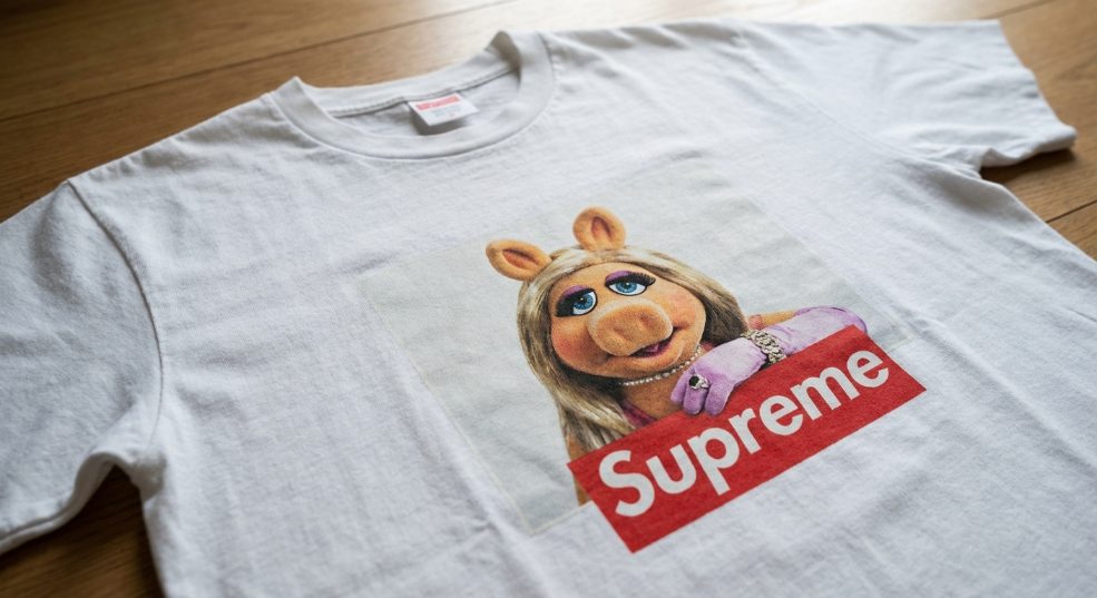 Supreme 推出全新 T 恤系列第一张图