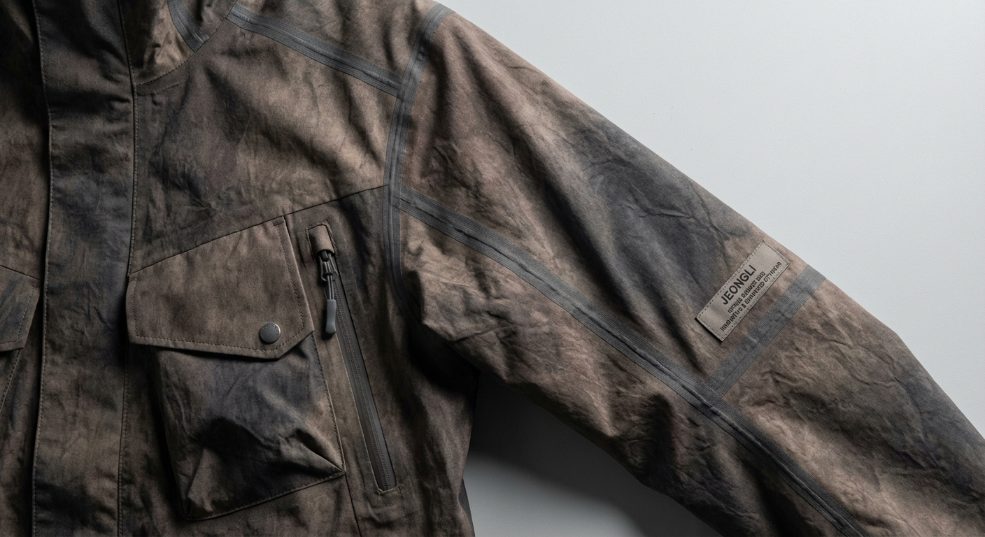 J EONGL I 发布 2025 春夏系列第一张图