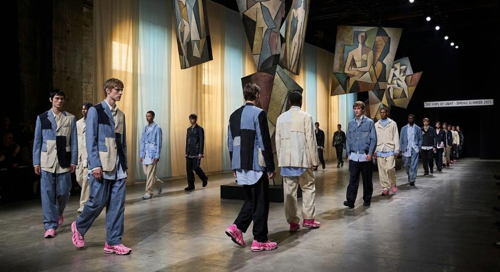 COMME des GARÇONS HOMME PLUS 发布 2025 春夏系列