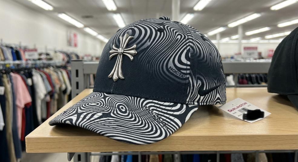 疑似 Chrome Hearts x Nike x NOCTA 合作曝光第一张图