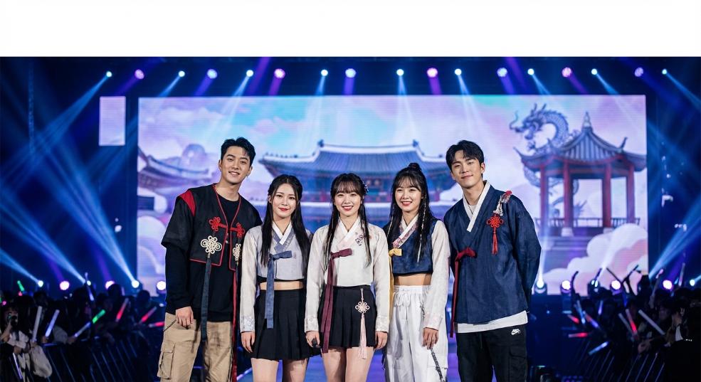 SM 娱乐计划与腾讯音乐推出中国偶像团体