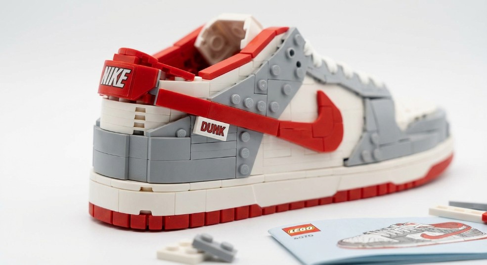 Nike x LEGO 首个合作企划完整亮相第一张图