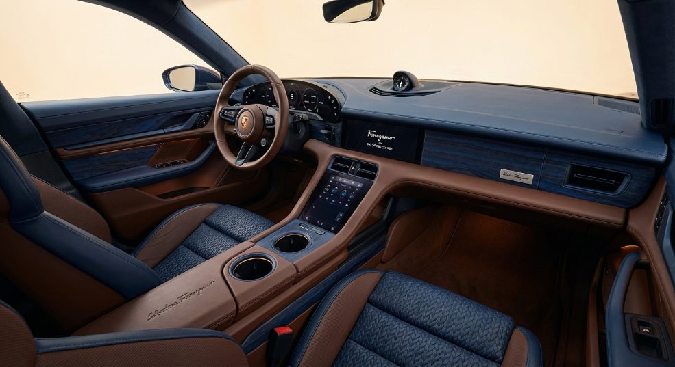 FERRAGAMO 携手保时捷打造 911 Carrera 4 GTS 与 Taycan 4S 特别版车型第二张图