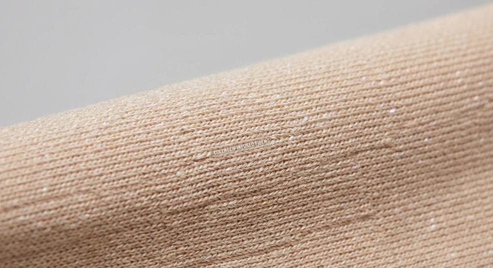 SKIMS 推出首款面部产品第一张图