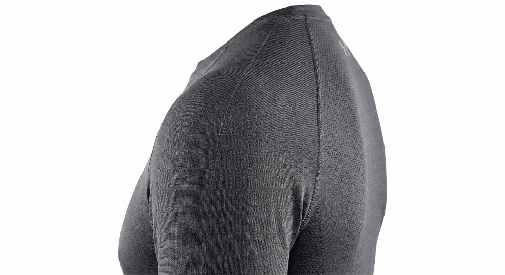 插肩袖运动感：解锁运动衣的时尚与舒适新境界第一张图