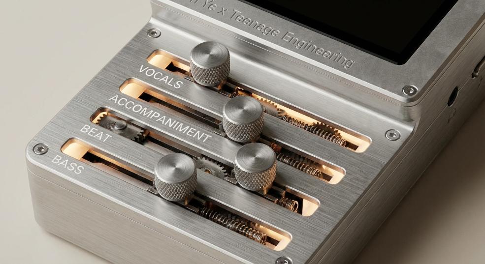 Ye x Teenage Engineering 音乐播放器上架发售第一张图