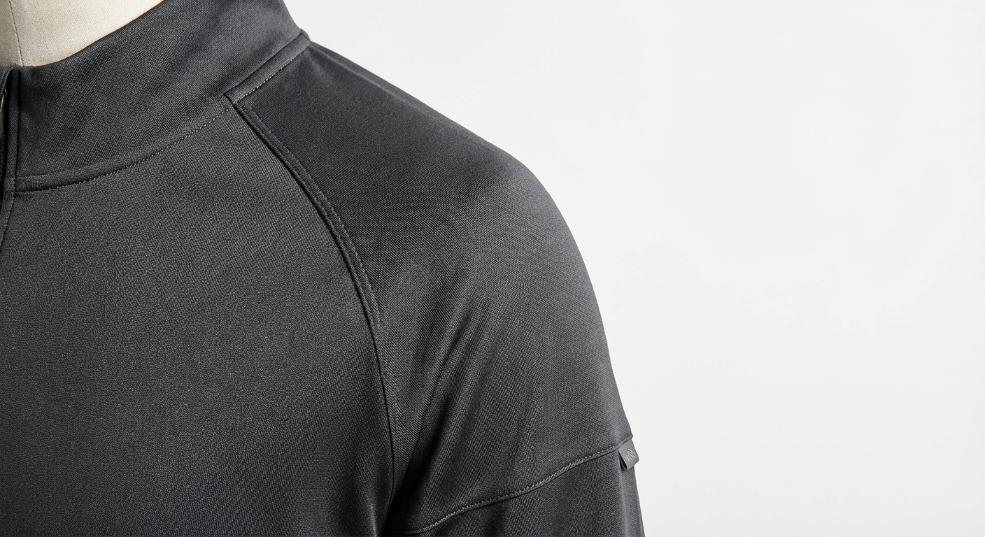 插肩袖运动感：引领潮流的舒适与时尚结合第一张图