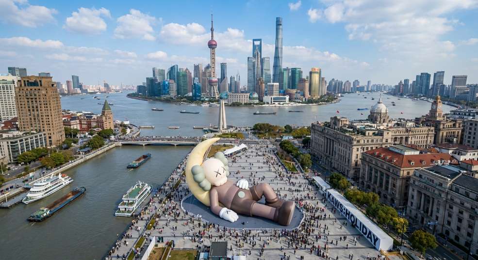 《KAWS:HOLIDAY》第十一站即将首登上海第二张图