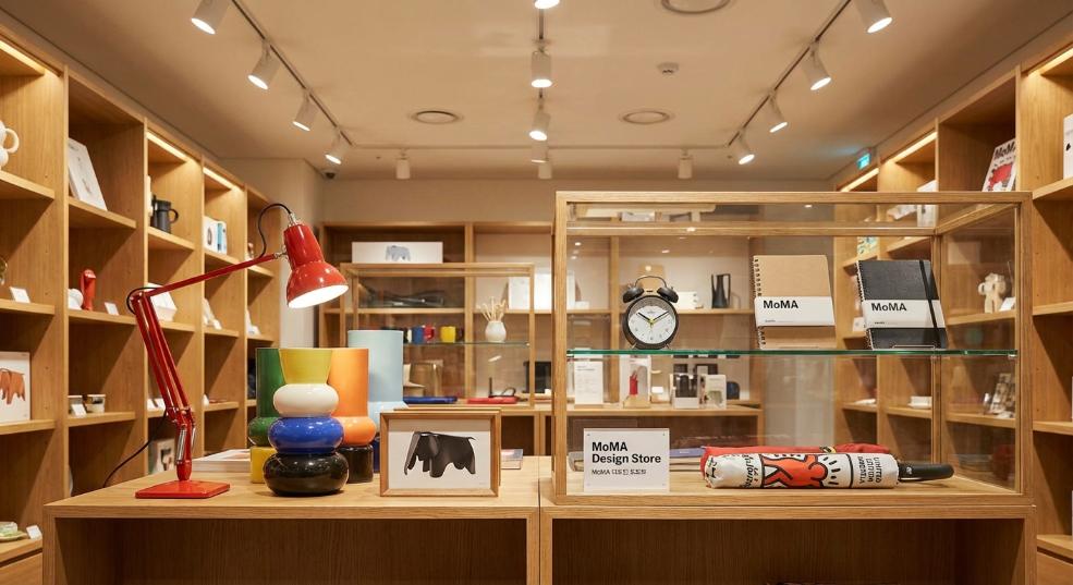 MoMA 全球首家独立书店在首尔正式开幕第二张图