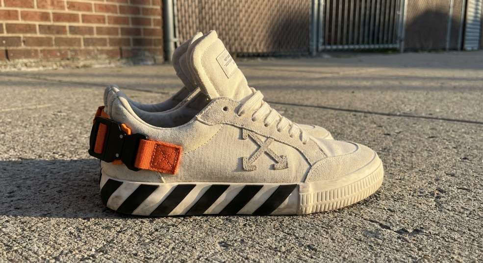 Off-White™ 全新鞋款 VULC 779 将于 9 月登场第二张图