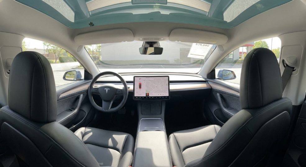 Tesla 官网上架两款车型标准版第二张图