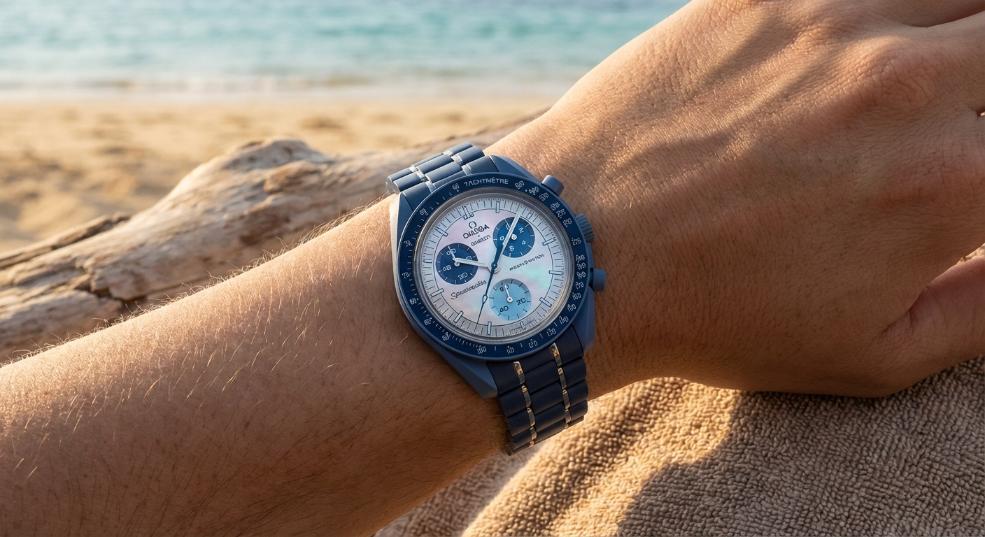 OMEGA x Swatch 全新 Bioceramic MoonSwatch 系列腕表 MISSION TO THE SUPER BLUE MOONPHASE 登场第一张图