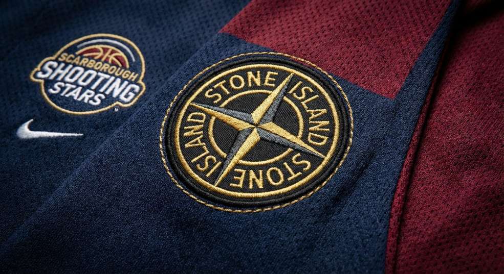Stone Island 与球队 Scarborough Shooting Stars 合作，推出训练服第一张图