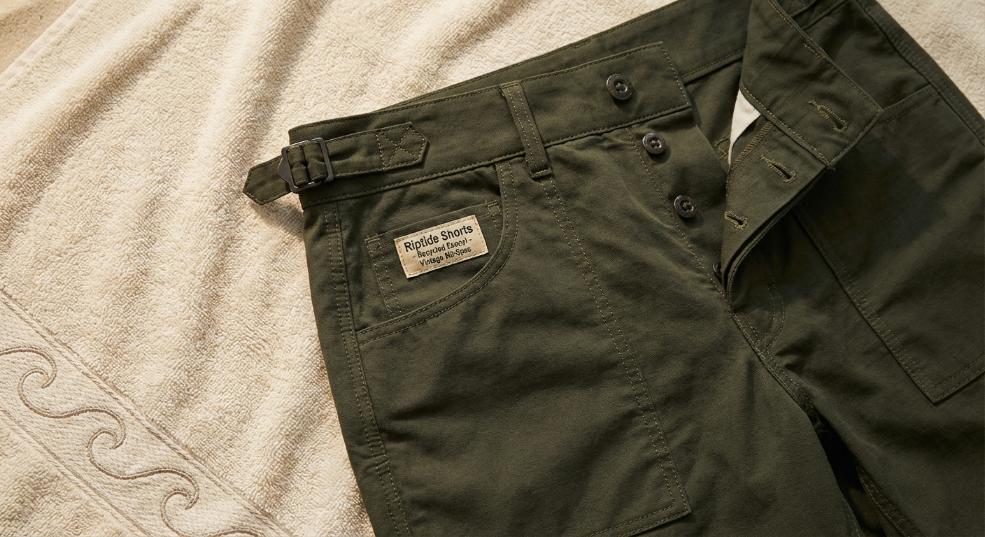 Reigning Champ 发布全新泳装系列第一张图