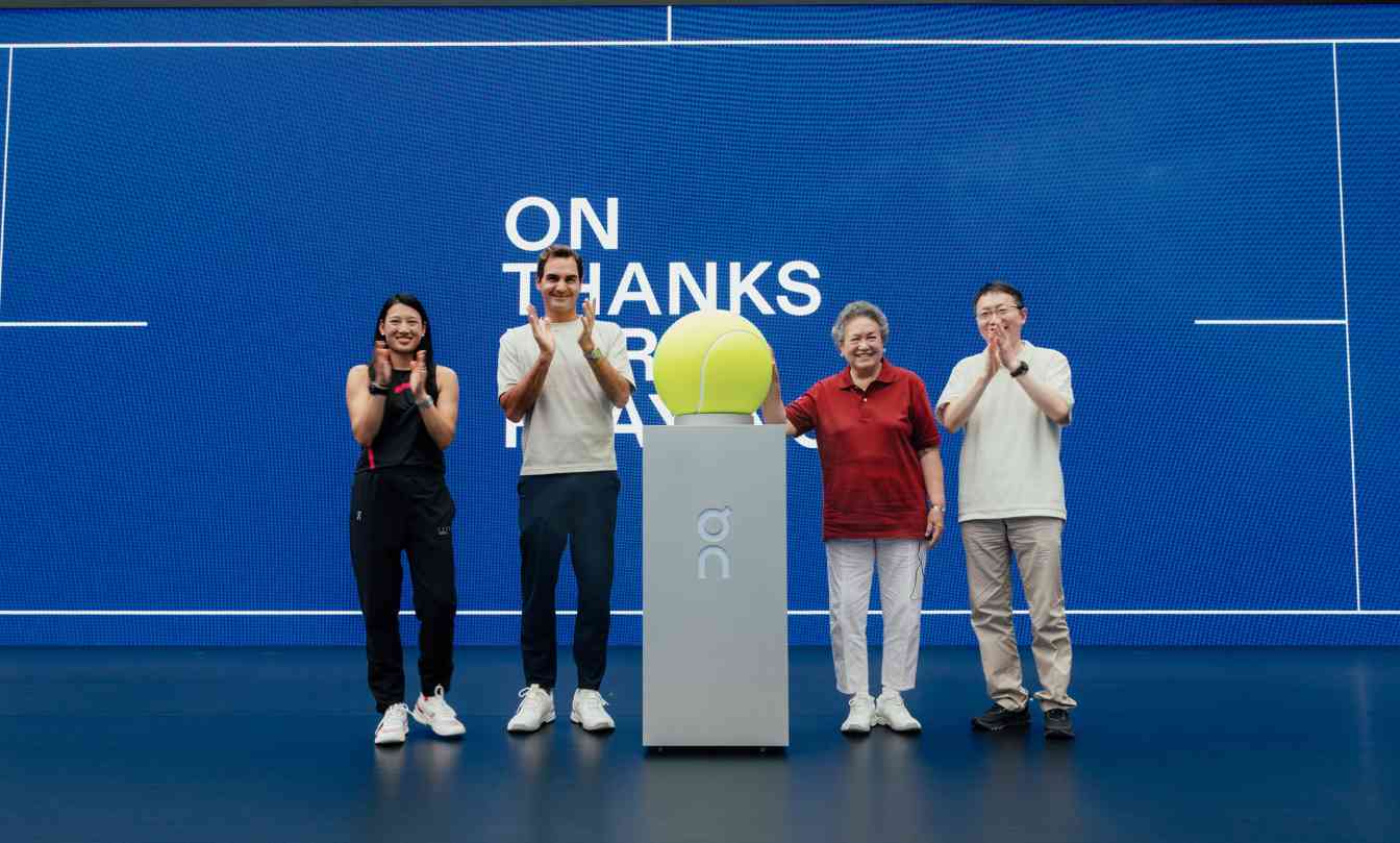 On 昂跑携手费德勒致敬网球幕后英雄并揭幕焕新球场