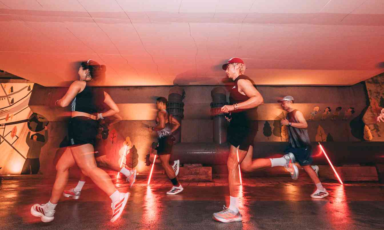 ADIZERO EVO SL 沿袭 ADIOS PRO EVO 2 竞速基因耀目登场