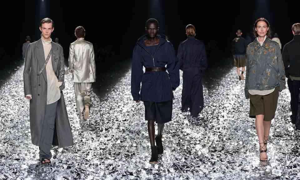 Dries Van Noten 2025 春夏男装系列发布