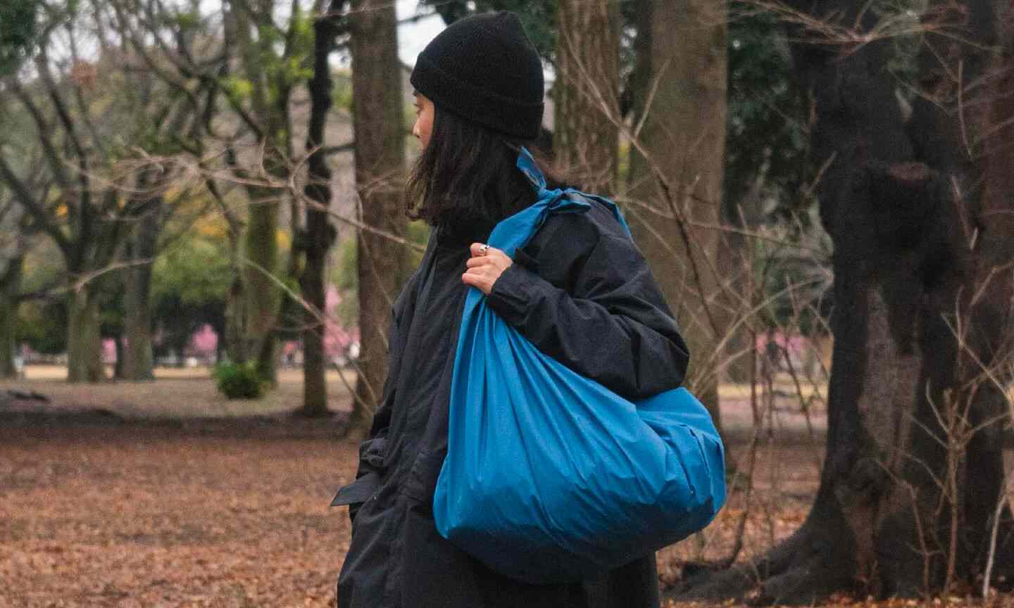 Goldwin 以生产剩余 GORE-TEX 材质呈现风吕敷