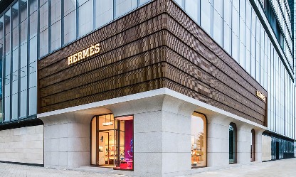 爱马仕继承人资产蒸发 120 亿欧元，指控资产管理人欺诈