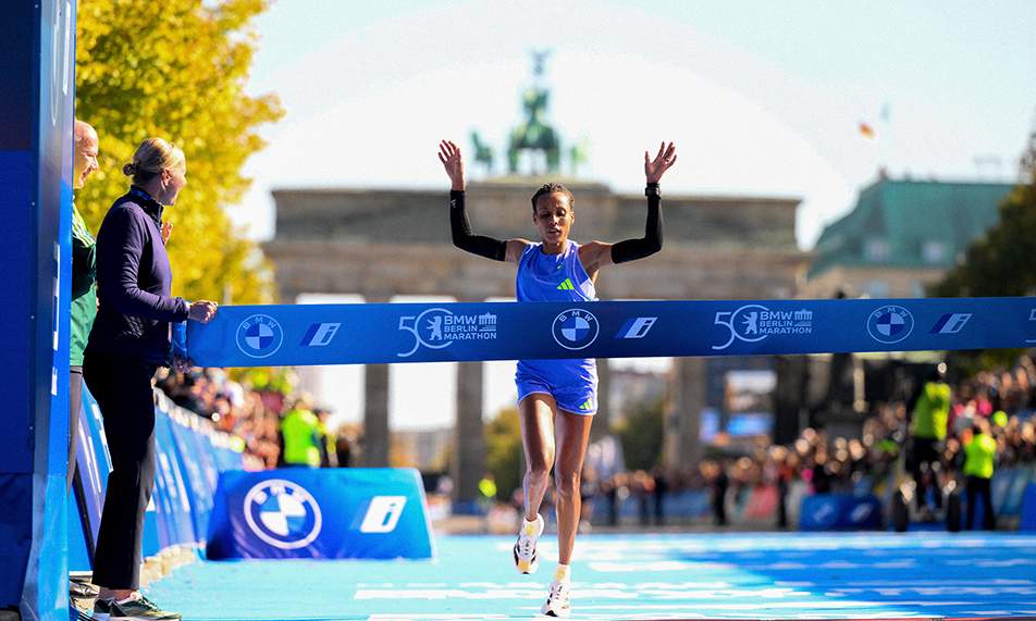 驰骋柏马赛道，ADIZERO 开启新纪元