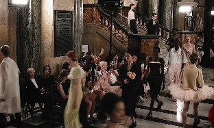 Simone Rocha 2025 春夏系列发布